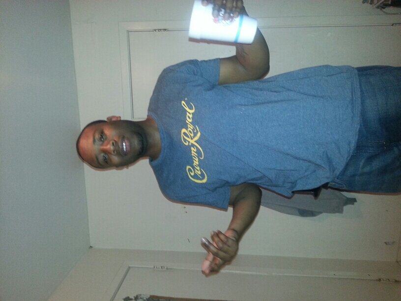 whoaintshit's profile picture. instagram barber_nell HMU for your next barber experience!