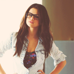 Hi, I'm Selena, call me Selly :-) Single ♡