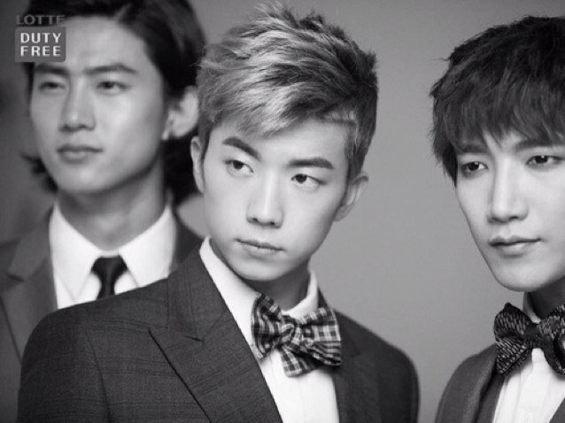 jang wooyoung 2pm. gua kagak gigit serius.