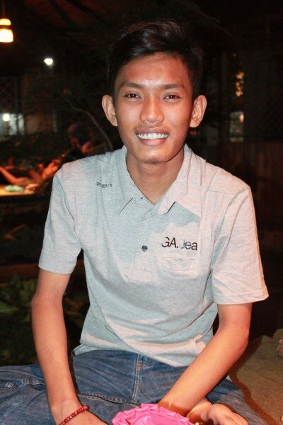 Seorang Pembalap lorong | ganteng dan nda sombong, karna kesombongan adalah awal dari kehancuran B-)