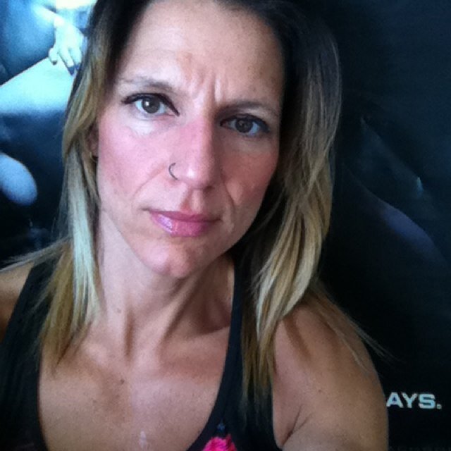 Mom of 3. ER nurse. Love to workout,lift weights, yoga,tai chi. Big fan of Tony Horton, Sagi Kalev,Chalene Johnson, and Jari Love.