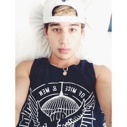 i love justin bieber and the janoskians