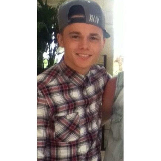 Overload Followed 18-5-'13♡ Ollie called me his girl♡ #OllieGirl #Chordi Shipper!♡ Stay strong Aaron..:'( #BestFriendForever