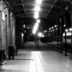 lamicroestacion's profile picture. Un grupo de jóvenes escritores se une para la libre creación de microrrelatos.