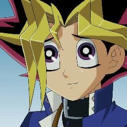 Soy una chika introbertida, muy directa, muy conversadora, me gusta ayudar a la gente, me late la cultura egipcia, me gusta escribir, estoy medio loca.