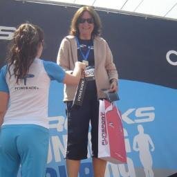 Periodista, Magister en Drama y Teatro UK, deportista. Coordinadora de Acción Audiovisual, Facultad de Comunicaciones UC.