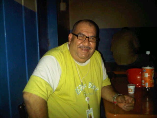 Soy chevere, me pueden seguir y los seguire de vuelta.