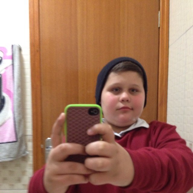eu me chamo augusto,sou um menino que sei bem os meus objetivos de vida,creio e tenho fé em Deus e na Virgem Maria .quero novas amizades