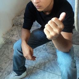 A guitarra é como a mulher amada, ela responde de acordo com a intensidade que é tocada.