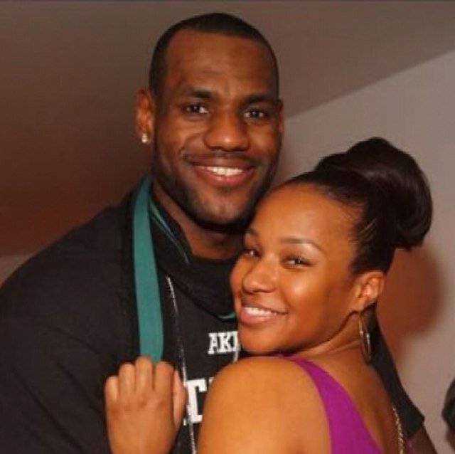 SBrinsonJames's profile picture. Every man needs a backbone ❤