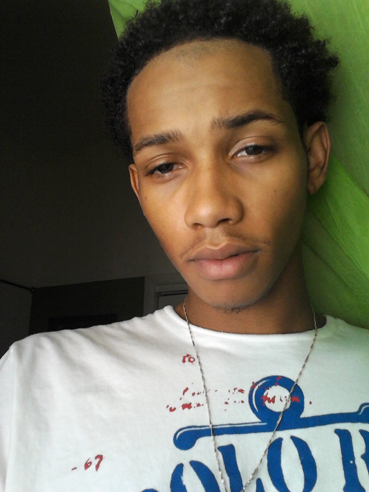 Young niqqha tryna Live!  - Hooper, 18! $ingle! $$$$ IG: Young_Sweet_jonesX