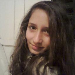 adoro todos os tipos de musica amo mt os meus pais e meus amigos