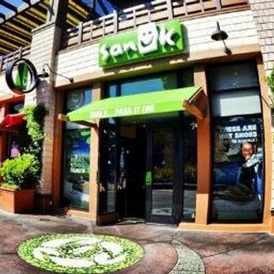 sanuk disney