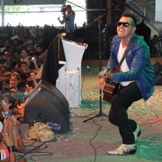 Twitter oficial do cantor e compositor Kaio Reis , Contato: (31)9278-3570/ 8809-9023 kaioreis@live.com