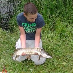 14/m1c /auto's/lachen /lol maken/darten/goes/vissen