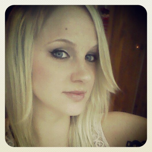 hollidenae's profile picture. i believe in outdoors, education, absurdity, curiousities, and magic.