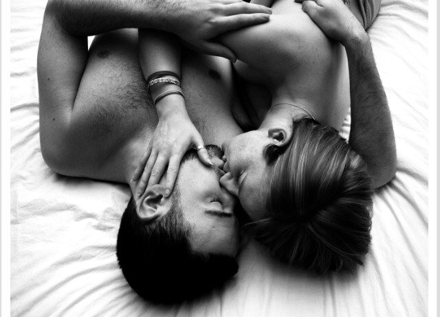 Yourloveletters's profile picture. When you miss someone and all you want to do is tell them how you feel, but you can't.