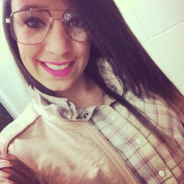 O que você tem, todo mundo pode ter. Mas o que você é, ninguém pode ser.  http://t.co/0aC0j8guus