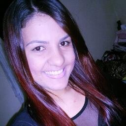 Tudo que me desejar de negativo,baterá no peito e voltará pra voce em forma de amor e paz...=) fale- me o que vs vê , e lhe provo que as aparências enganam .