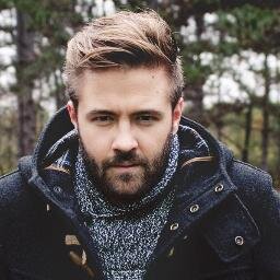 Takeafucka's profile picture. Si te has perdido, sígueme. No encontrarás el camino de vuelta, pero no importa, para entonces no querrás volver. http://t.co/kxwp8N7E