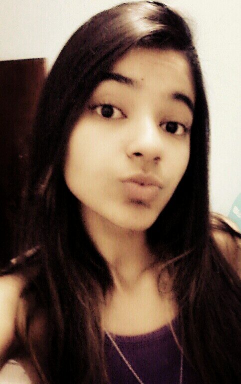 ''Sou do tipo que prefere guardar meus problemas pra mim, do que dividi-lo com outras pessoas.