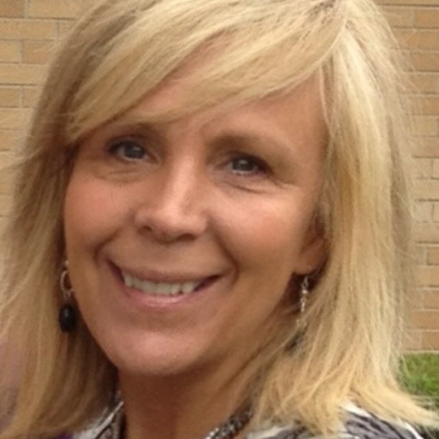 ComdenC's profile picture. Mother, granny, Canadian and wanna be fixer upper. #love old homes