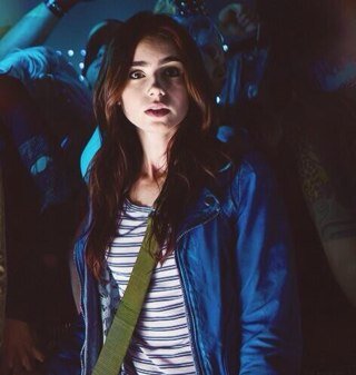 Hey everyone im Clary Fary. I'm a Shadowhunter, I fight demons, and make runes {RP/18+} #Single #TMI