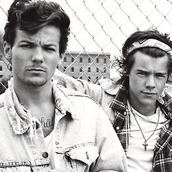 23..fangirl...Slightly obsessed with Louis Tomlinson and One Direction.SPN.Jamie Campbell Bower and Kevin Zegers.