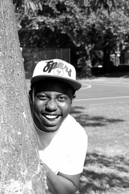 ItsRealDee's profile picture. 