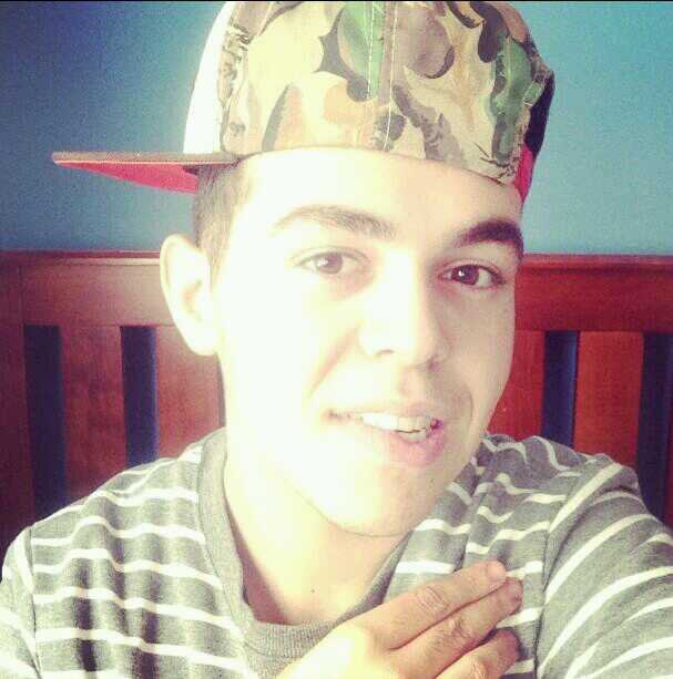 james yammoui ¤ ♡ I love ya ♥ janoskians º● ↓ follow me plz 0/5 james follow