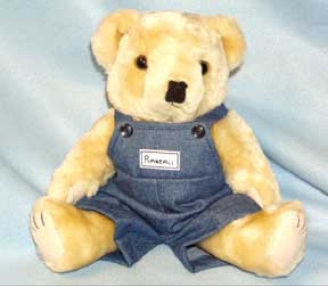 ALL ABOUT COMEDY
Poppa Bear speaks in 3rd Person
Multi-Talented