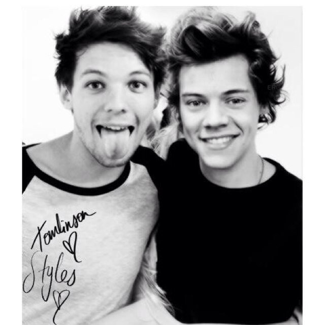 HI I LOVE YOU YOU ARE ALL BEAUTIFUL STAY STRONG CAN YOU PLEASE GO FOLLOW @HighOnLarry_ I FOLLOW BACK OK LOVE YOU ALL