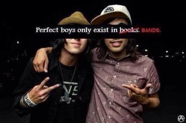 Proud to be an Alien,Fallen Angel, and a Wolf.I love TH,PTV,BVB,FIR,I am Ghost and more.Mistresses.Gleek.RIP Chris and Dad 2/18/2013.Supporter of LGBT rights.