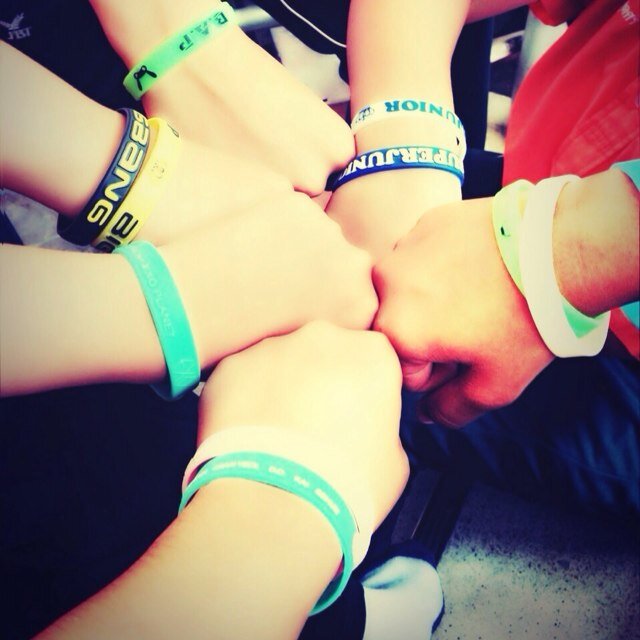 ก็แค่อยากฟอล :)) ติ่งเกาหลี ไม่ว่าคุณจะติ่งวงไหน ...จะจิ้นคู่ไหน เพียงแค่ RT เราจะไปตามฟอล ไม่อันแน่นอน ^_______^