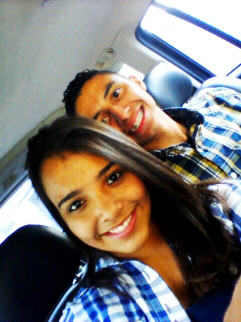 #Deus Acima De Tudoo ! ;D ... sA2 
♪♪ E hoje Não Existe Mais Imaginar a Minha Vida Sem Ti ♪♪ s2