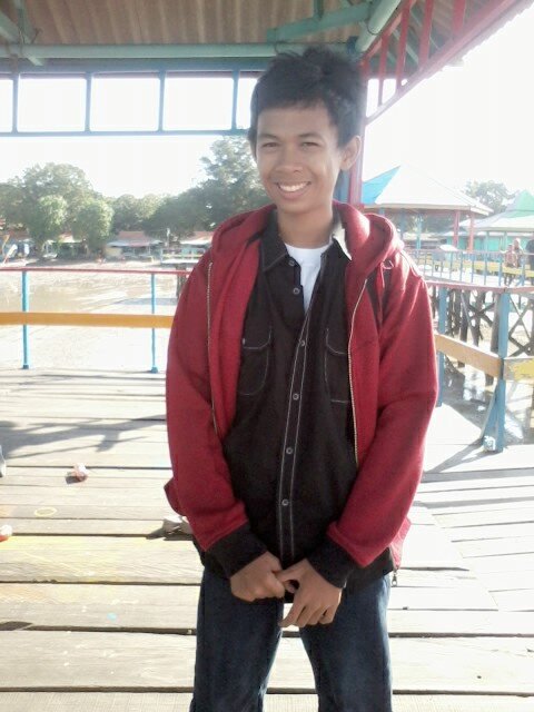 Just a normal human, but my life full of a happiness. I wont sadness come to my life.. XD