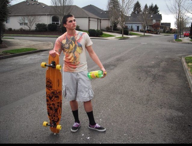 Longboard. Portland. Weed. 
Single get at me. 
5415328204