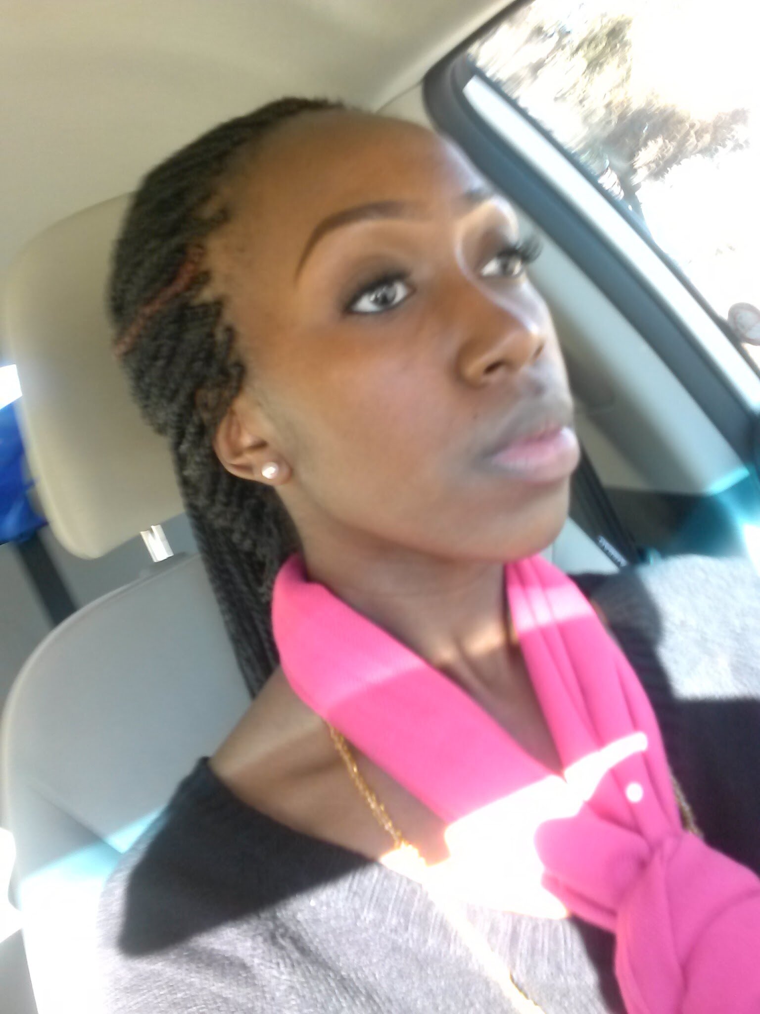 NaySimply's profile picture. To know me is to love me! ;)