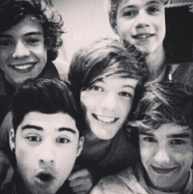 DIRECTIONERS FOR EVER ,OMFG ! WE'RE IN LOVE WITH 5 CARROTS / Owners : shaan, lynn , saske ! :) #5SOSfamily #1Dfamily DUTCHIESSS :)