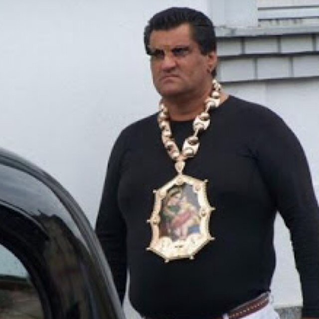 AUUUUU MAQUINA K TE METO CON EL CINTO.                                                    .marido de la @mamaberreo