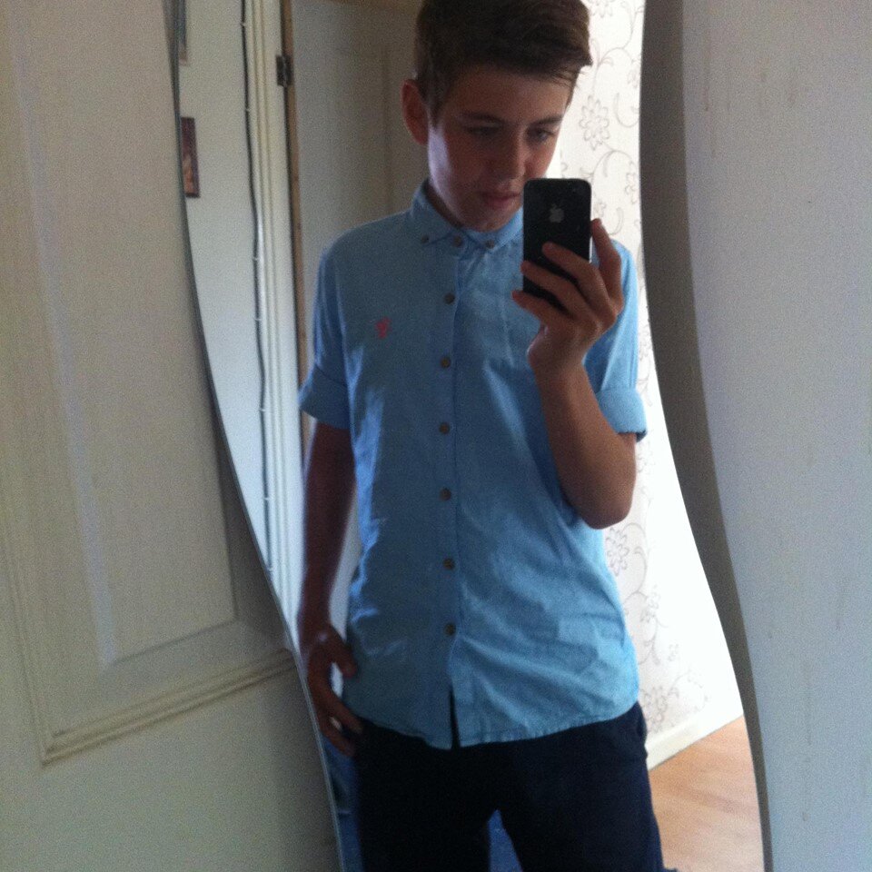 Follow me I follow you,,,,,,,, Simples http://t.co/9EBlWrw5YL #sexyboi #teamfollowback