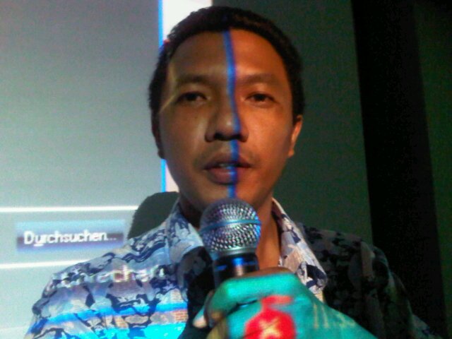 harimurti18's profile picture. 