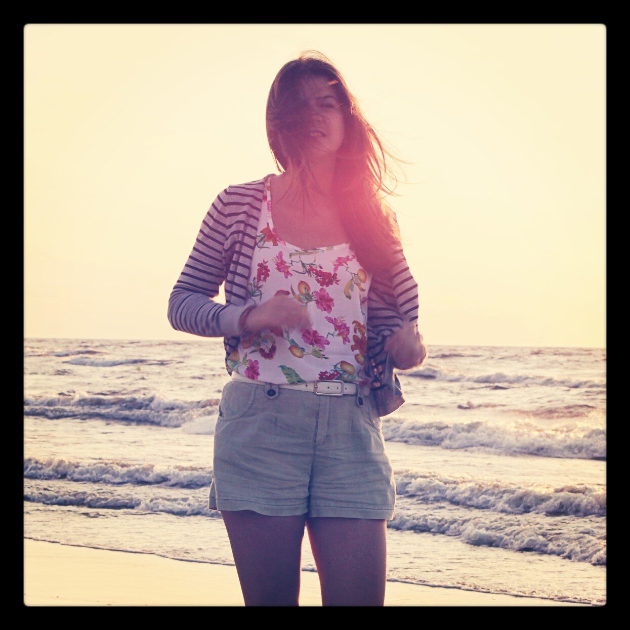 vegetarian,linguist,a bit poet and psychologist. Welcome))