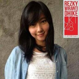 Jikoshoukai : Secerah matahari,selembut embun pagi. Aku Dhike! | Un-Official Regional Twitter Fansbase of @DhikeJKT48. Hope everbody smile and enjoy