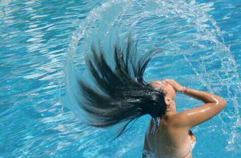 Twitter de apoyo a @YaniraDomingo @Naimaescalona @carolina_mbl. Si tu las haces daño me haces daño a mi. Sois Geniales
