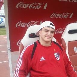 CristianWilh's profile picture. 21 años // Fanático de River Plate, TRIPLE G // futuro estudiante de periodismo deportivo en DeporTea // Escritor en http://t.co/EZsrYk492u