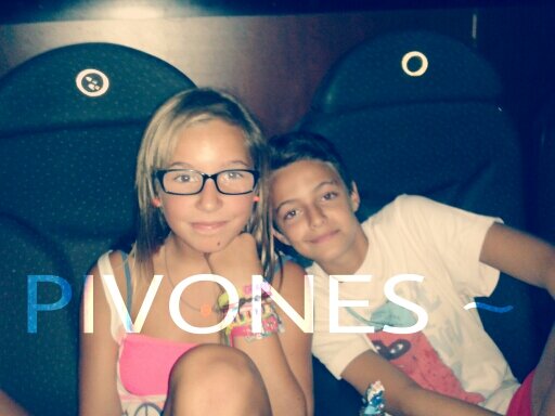 Mis Amigos Son Los Mejores Del Mundo , Pero A La Que Mas Quiero Es A MIMEJORAMIGA# Y AMI BEBBE TEQUIEERO GUAPISIMO! 6# & 11# :)SEGUIDME PLIS:D