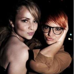 Lover of movies, especially horrors. And love fashion and music. Mostly love my friends xxx