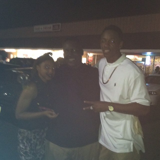 Im That Nigga That Chase Money Not Problems... #TeamFollowBack #TeamFuckYourFeelings....Follow Me !