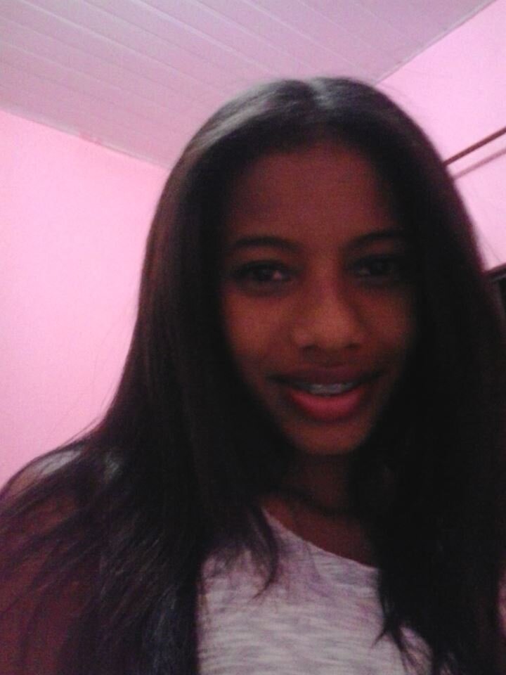AmoO Sair Com Os AmiGosS e Ouvir MuSica